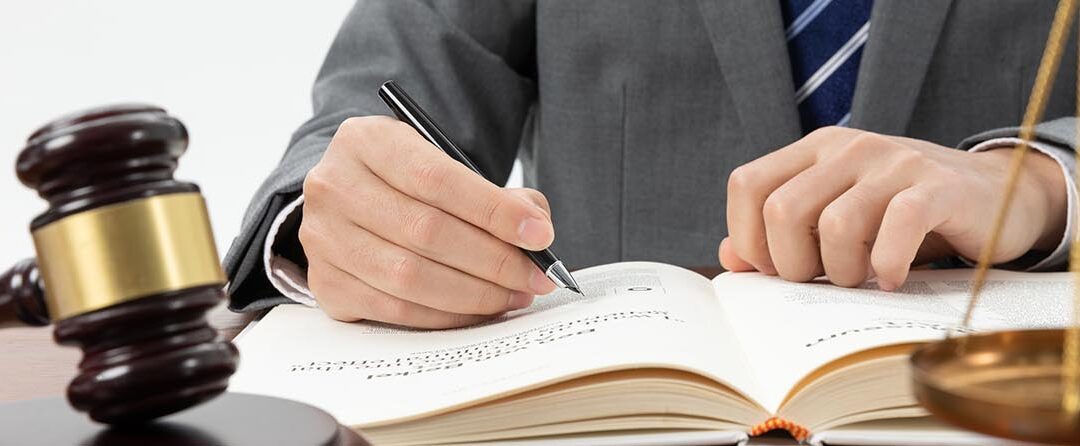 Understanding the Role of a Defense Attorney